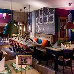 Szálloda Valkenhof 2*