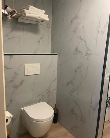 Hotel Valkenhof 2*