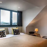 Valkenhof فندق 2*