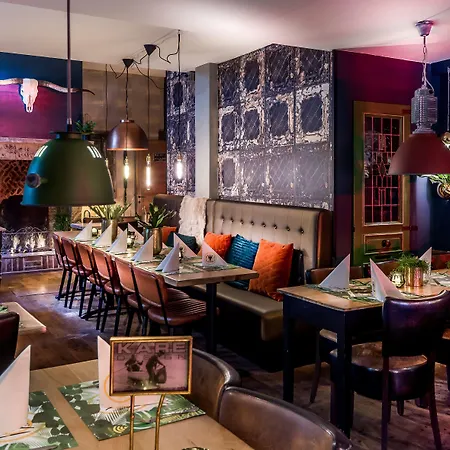 Hotel Valkenhof 2*