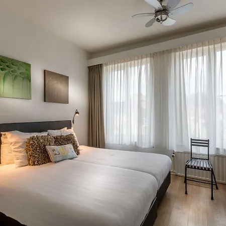 Hotel Valkenhof 2*