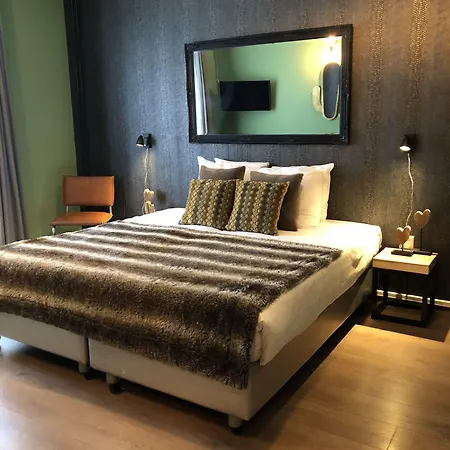 Hotel Valkenhof 2*