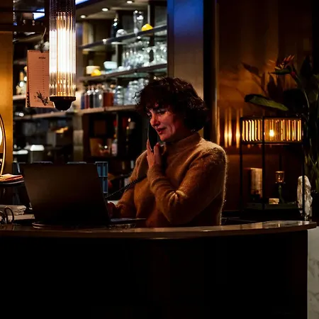 Valkenhof מלון 2*