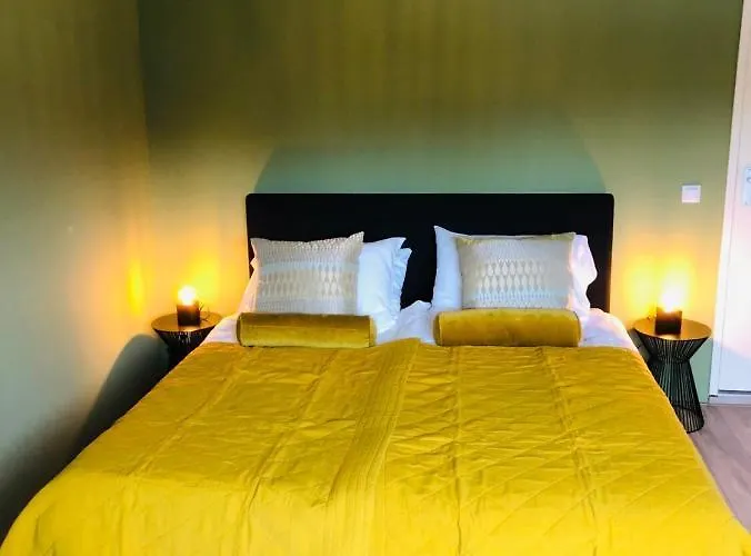 Valkenhof فندق 2*