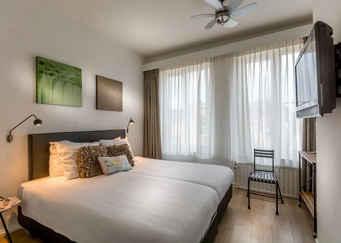 فندق Valkenhof 2*