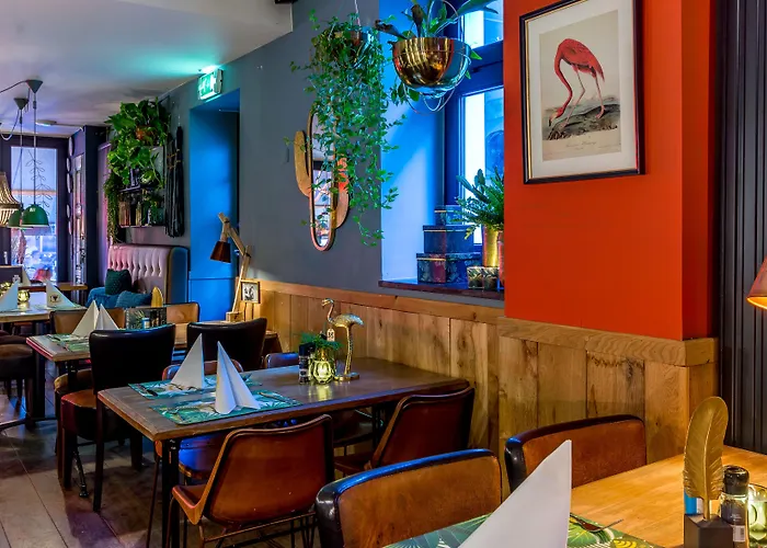 Valkenhof فندق 2*